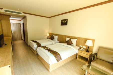 Airport Beach Hotel Phuket, Kathu, Thailand