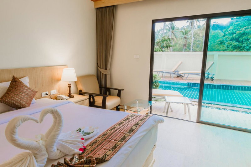Airport Beach Hotel Phuket, Kathu, Thailand