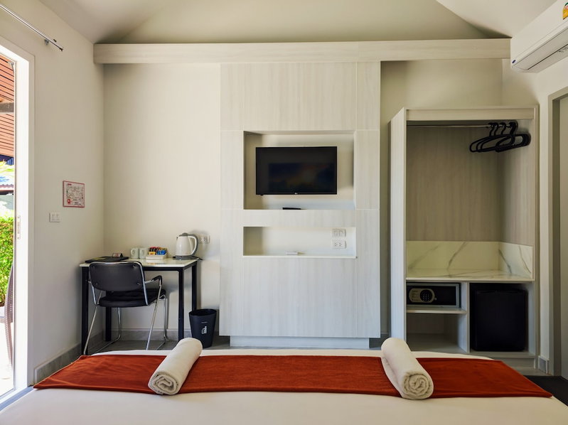 Phuket Airport Hotel, Kathu, Thailand