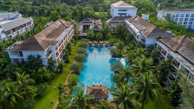 Naithonburi Beach Resort, Kathu, Thailand