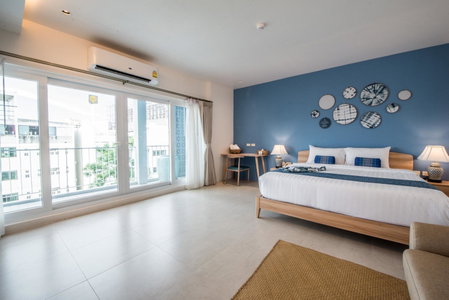 DeeProm Pattaya Hotel, Pattaya, Thailand