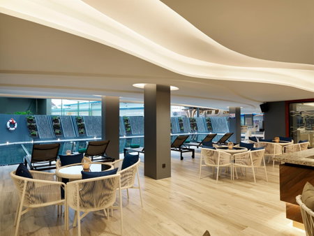 The Oceanic Sportel Phuket - SHA Extra Plus, Ban Ratsada, Thailand