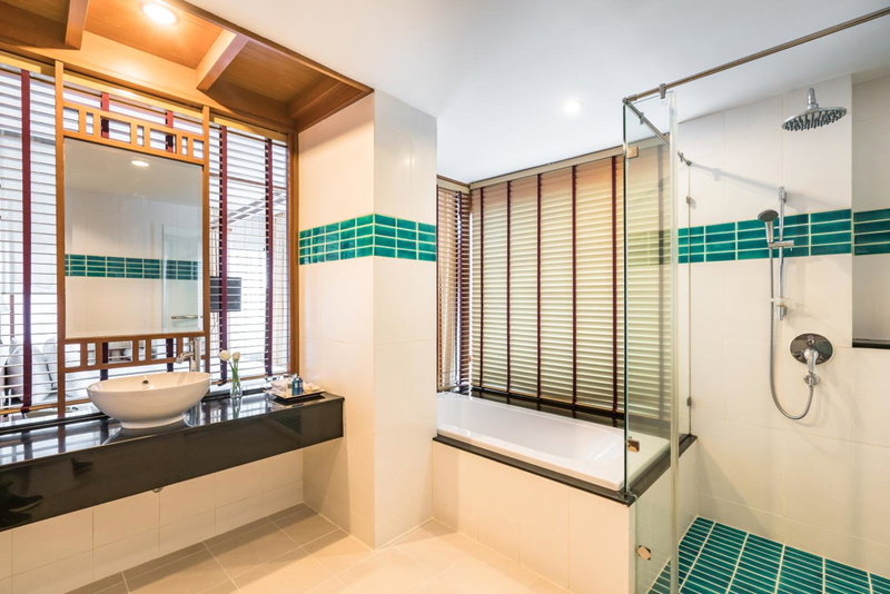 Cosy Beach Hotel - SHA Extra Plus, Pattaya, Thailand