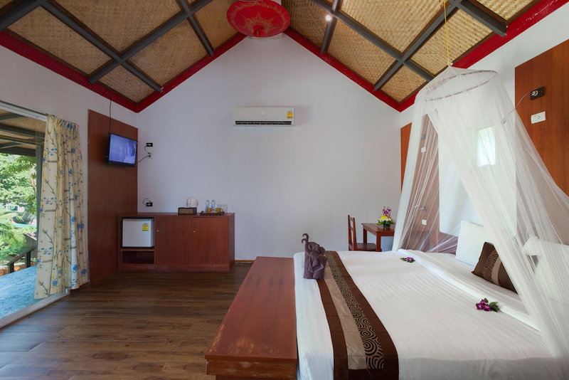 Phi Phi Long Beach Resort & Villa, Ko Phi Phi, Thailand