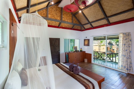 Phi Phi Long Beach Resort & Villa, Ko Phi Phi, Thailand
