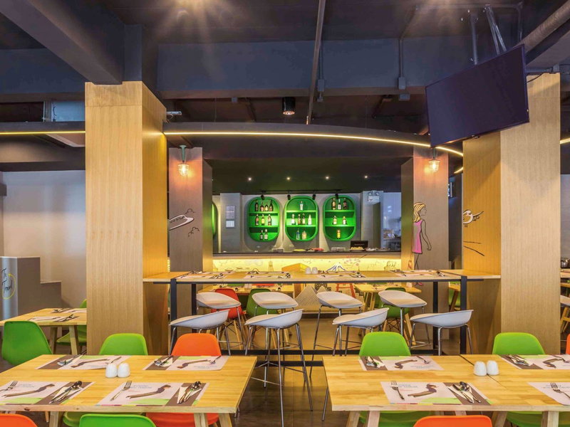 Ibis Styles Bangkok Sukhumvit 50, Makkasan, Thailand