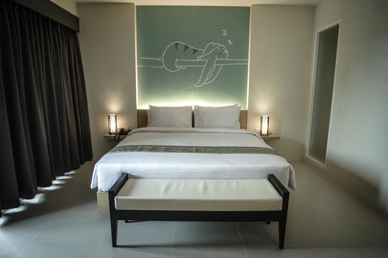 TIRAS Patong Beach Hotel, Kathu, Thailand