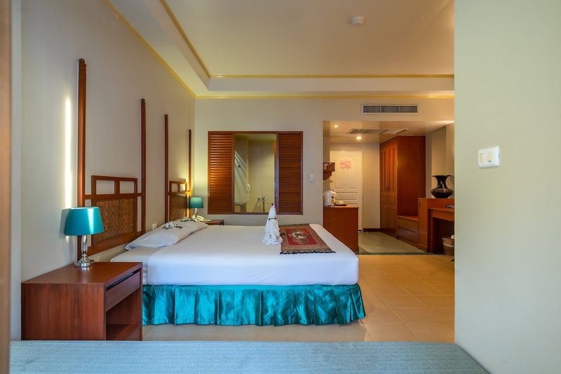 Karon Princess Hotel, Ban Chalong, Thailand