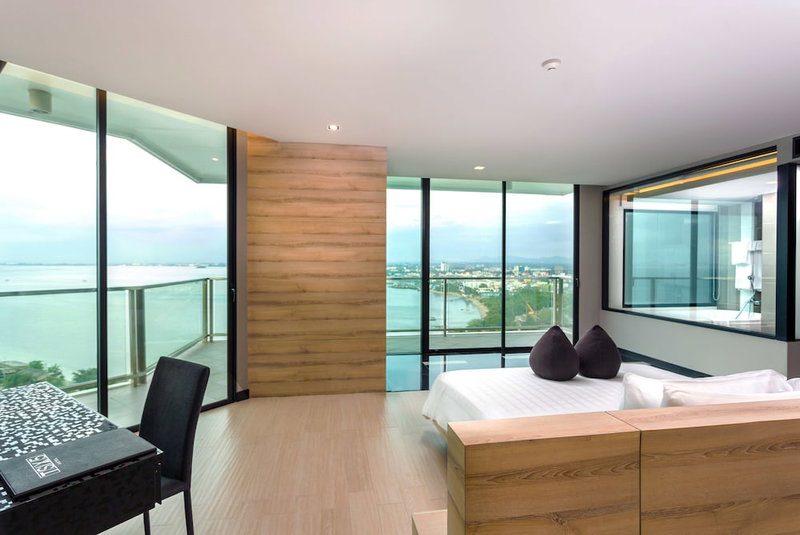 Tsix5 Phenomenal Hotel Pattaya, พัทยา, ประเทศไทย