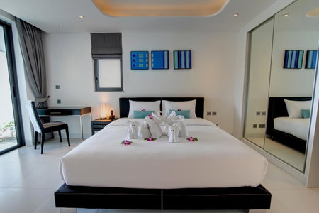 Absolute Twin Sands Resort & Spa - SHA Extra Plus, Kathu, Thailand