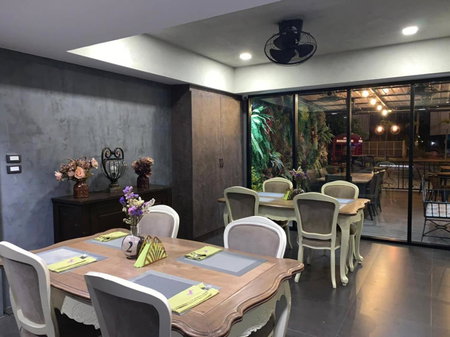 Frankie's Inn, Pattaya, Thailand