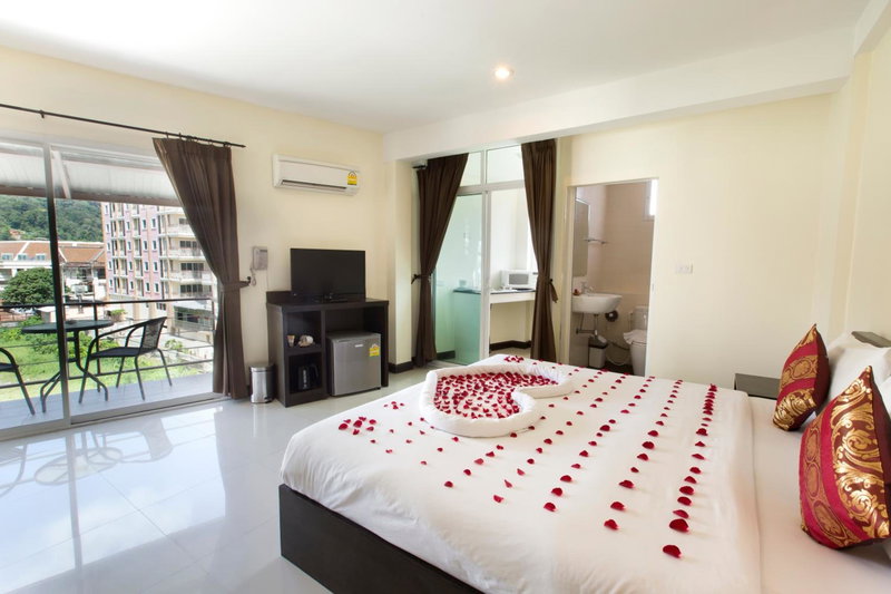The Elegant Patong, Kathu, Thailand