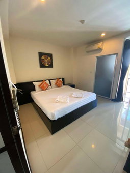 The Elegant Patong, Kathu, Thailand
