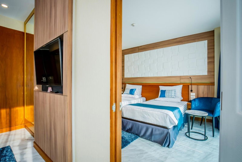 Sira Grande Hotel, Patong, Kathu, Thailand