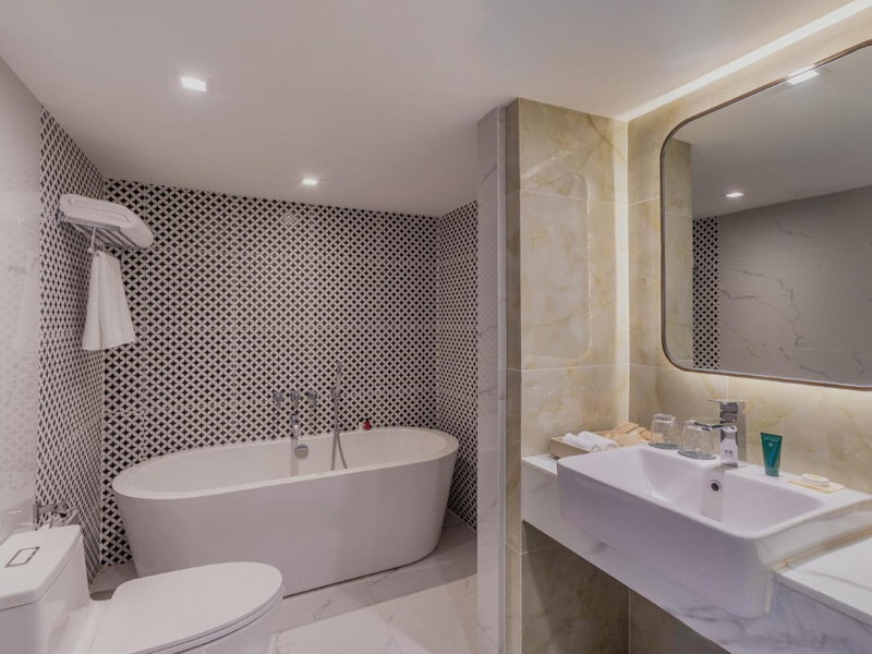 Aira Bangkok Sukhumvit 11 by Kingston Hotels, Makkasan, Thailand
