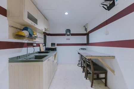 Royal Beach Residence, Patong Beach, Kathu, Thailand