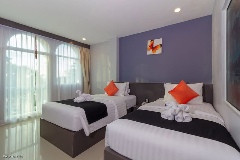 Modern Living Hotel, Kathu, Thailand