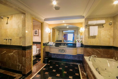 Golden Tulip Sovereign Hotel Bangkok, Makkasan, Thailand