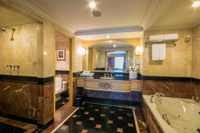 Golden Tulip Sovereign Hotel Bangkok, Makkasan, Thailand