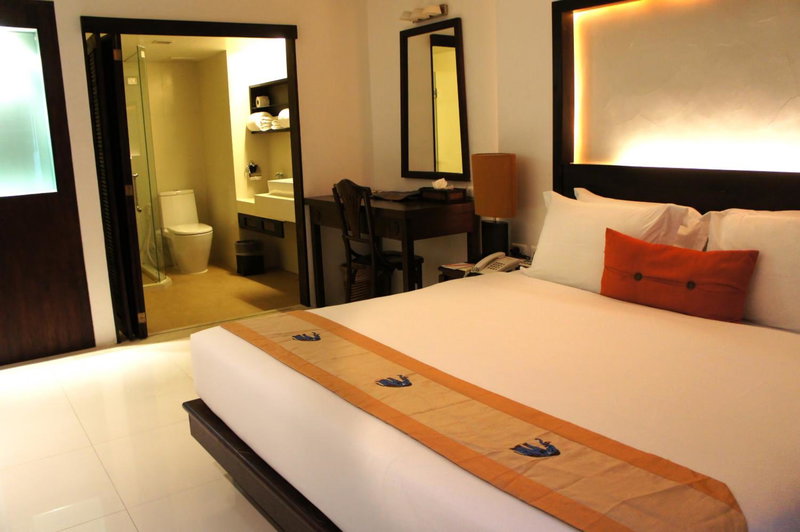 Safari Beach Hotel Patong, Kathu, Thailand