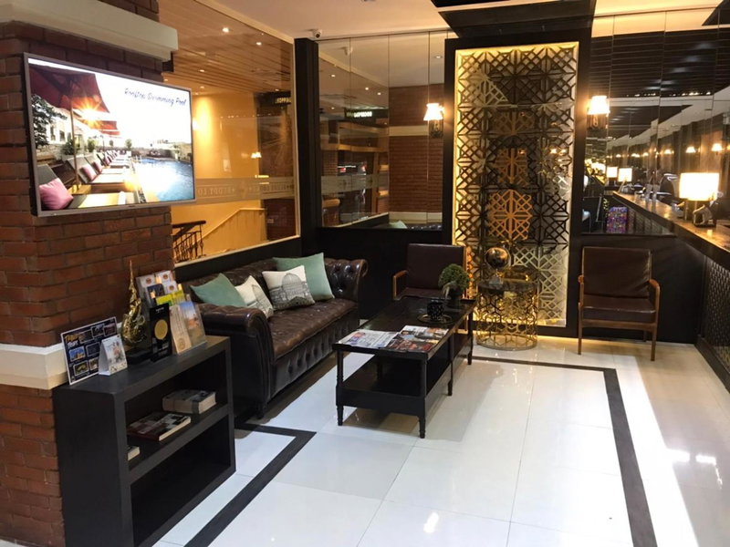 Buddy Lodge, Khaosan Road, Bangkok, Thailand