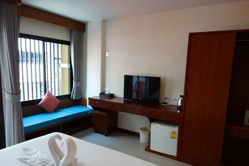 Acca Patong Apartments, คาทุ, ประเทศไทย
