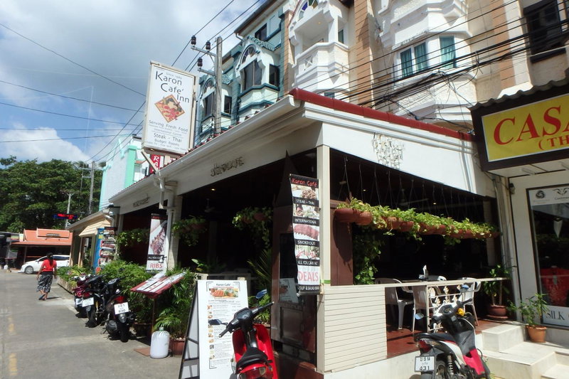 Karon Cafe Inn, Ban Chalong, Thailand