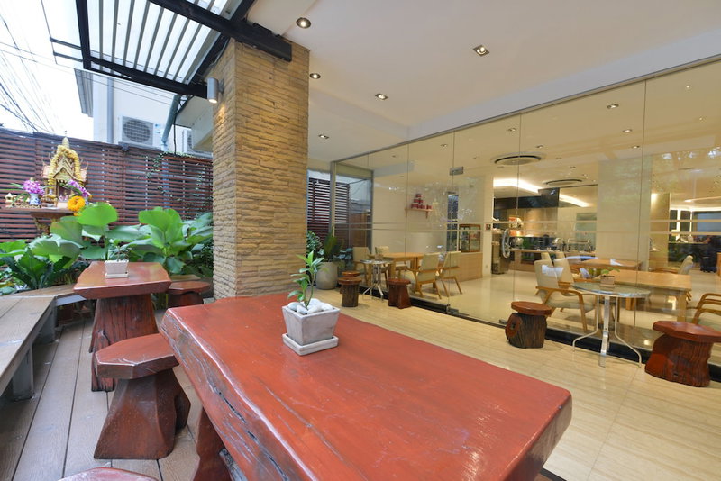 Royal View Resort, Makkasan, Thailand