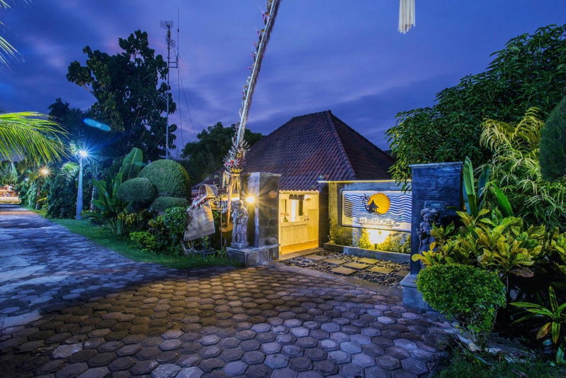 Bay Shore Huts, Klungkung, Indonesia