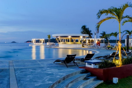 Doulos Phos The Ship Hotel, Lagoi, Indonesia