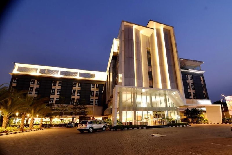 Hotel Yasmin Karawaci, Curug, Indonesia