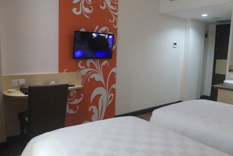 Dalton Makassar, Makassar, Indonesia