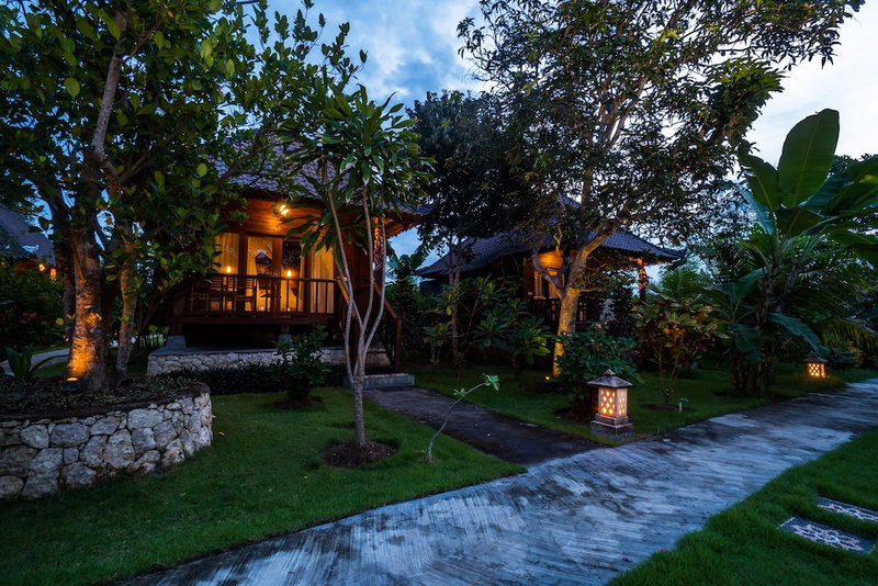 Sunset Garden Nusa Lembongan, Klungkung, Indonesia