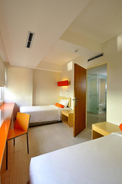 HARRIS Hotel & Residences Riverview Kuta, Bali, Kuta, Indonesia