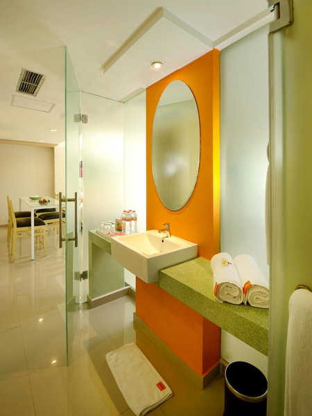 HARRIS Hotel & Residences Riverview Kuta, Bali, Kuta, Indonesia