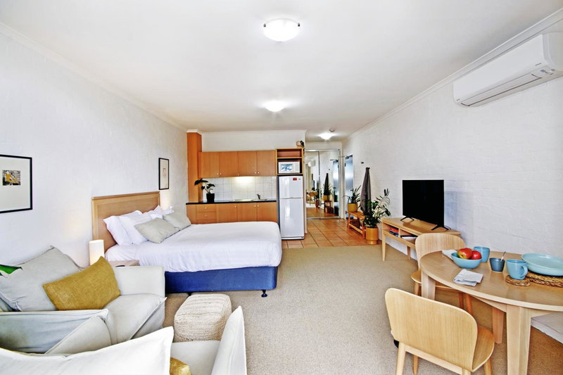 Lorne Surf Apartments, Lorne, Australia