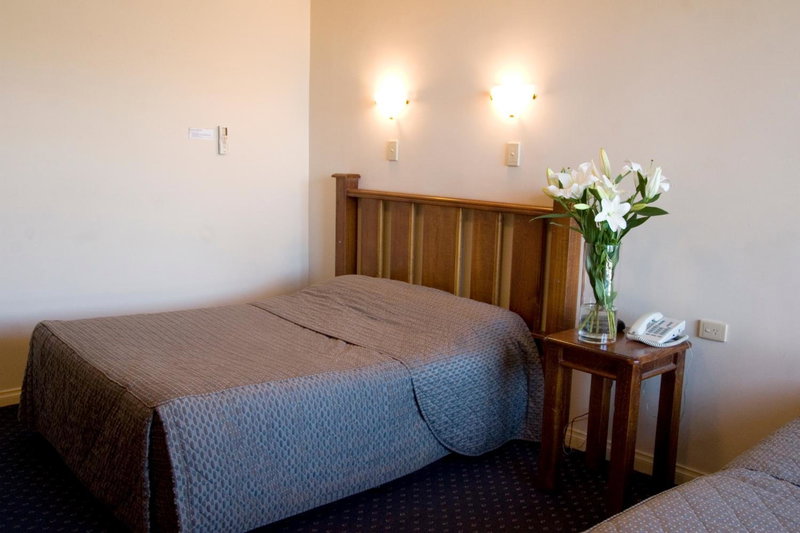Dorset Gardens Hotel, Croydon, Australia