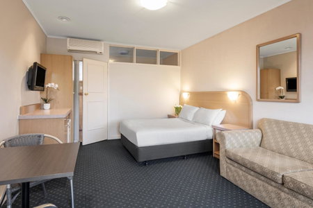 Dorset Gardens Hotel, Croydon, Australia