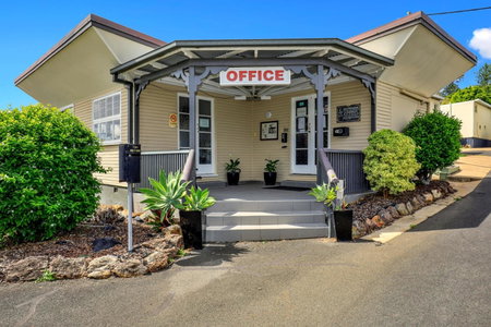 Ned Kelly's Motel, Maryborough, Australia