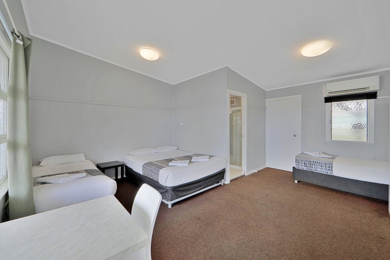 Ned Kelly's Motel, Maryborough, Australia