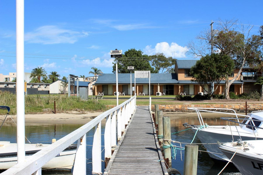 Lakeside Motel Waterfront, Lakes Entrance, Australia