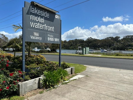 Lakeside Motel Waterfront, Lakes Entrance, Australia