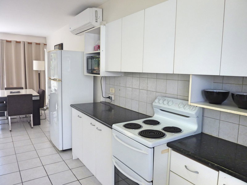 Jadran Motel & El Jays Holiday Lodge, Labrador, Australia