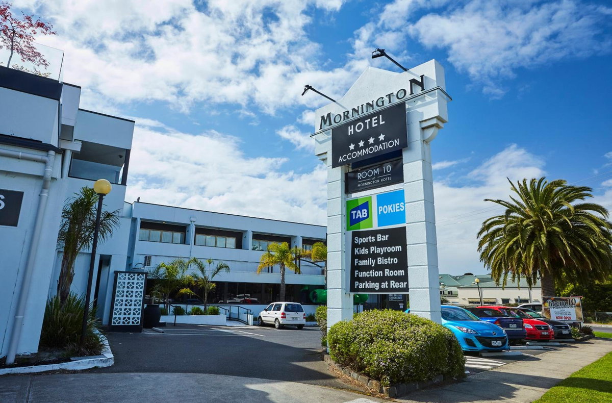 Mornington Hotel, Australia