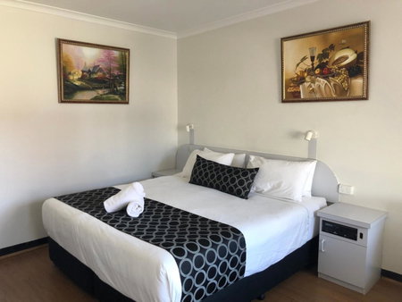 Queanbeyan Motel, Canberra, Australia