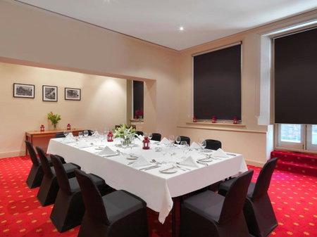 Grand Hotel Melbourne, Docklands, Australia