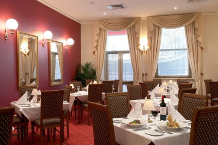Grand Hotel Melbourne, Docklands, Australia