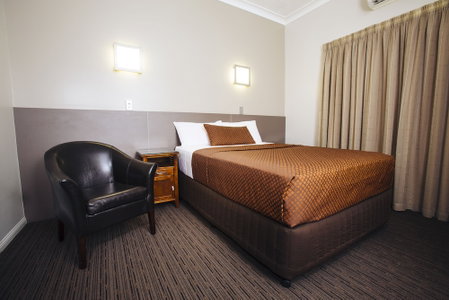 City Oasis Inn Townsville, SureStay Collection by BW, Townsville, Australia