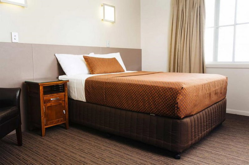 City Oasis Inn Townsville, SureStay Collection by BW, Townsville, Australia