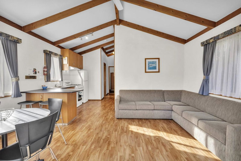 Metung Holiday Villas, Bairnsdale, Australia